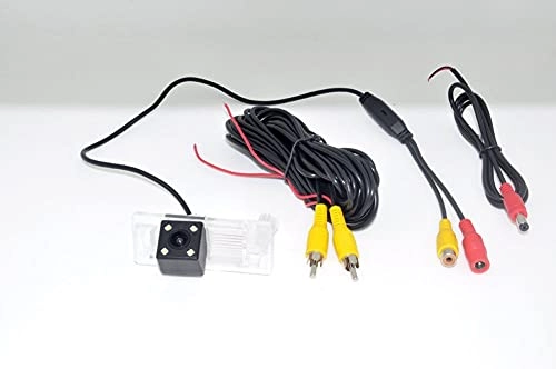 Rear View Reverse Backup Tracks Camera - 728 x 512