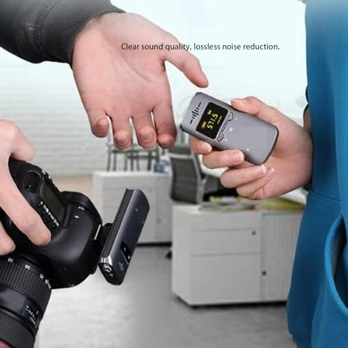 UHF Wireless Lavalier Microphone System - 4 Microphones UHF