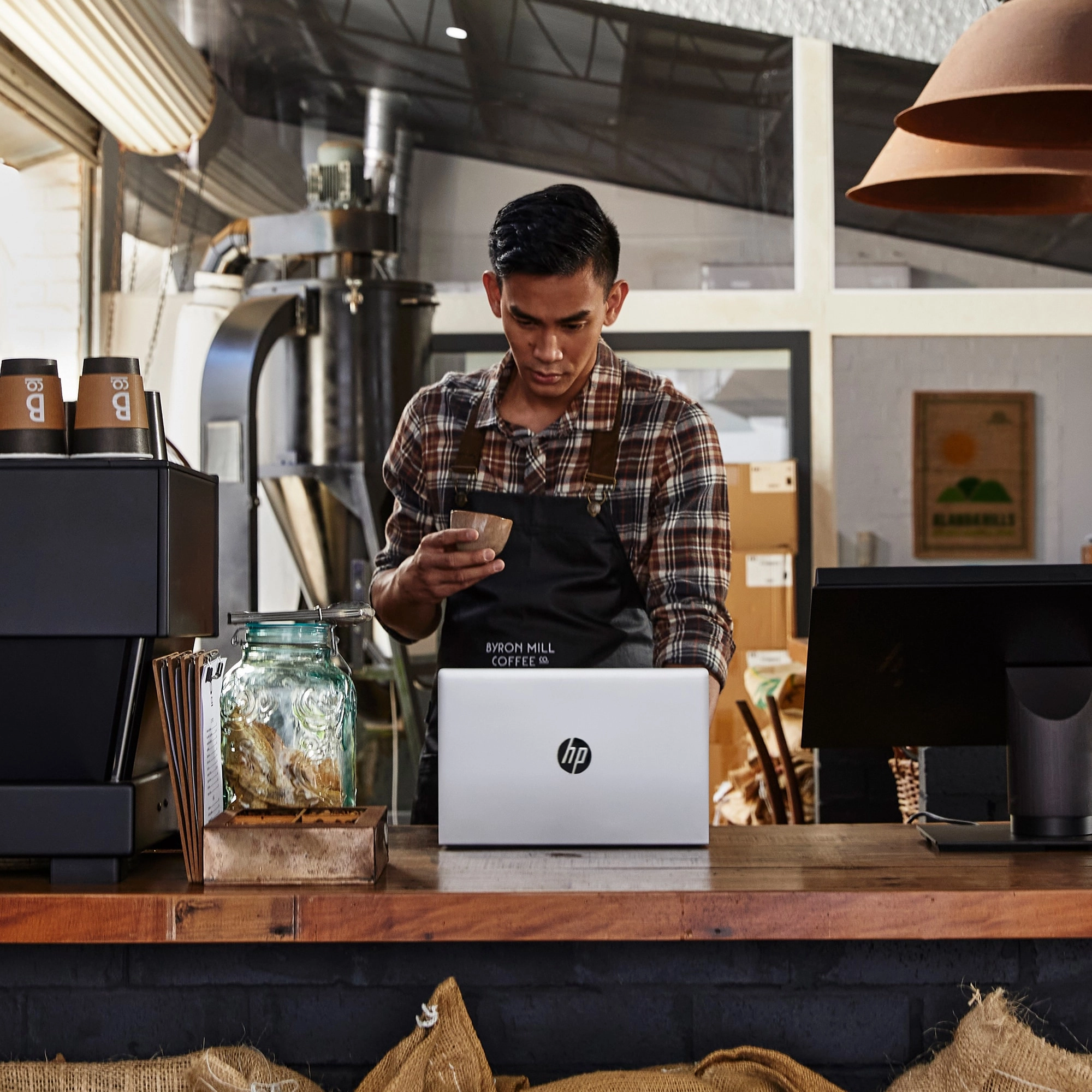 (Renewed) ProBook 645 G9 - 14'' Ryzen 5 5625U 8GB 256GB SSD