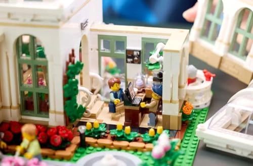 The Botanical Garden (21353)