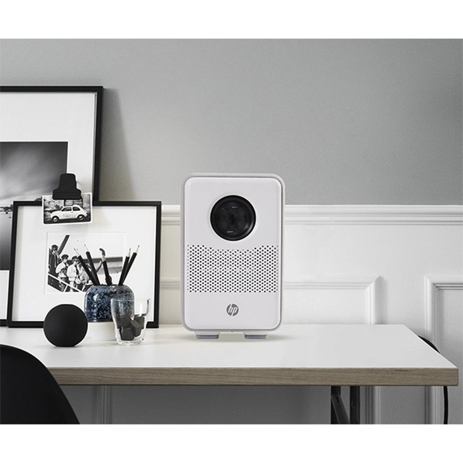 CC200 200 ANSI lumens