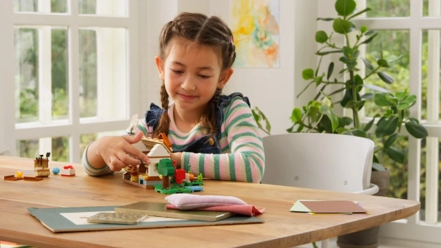 Animal Crossing LEGO Isabelle's House Visit (77049)