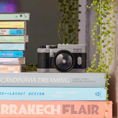 Vintage Camera - 179 pcs + Classic Game Console