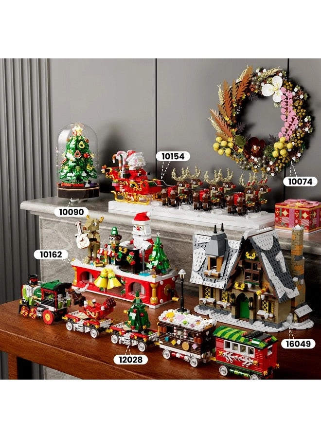 Christmas Cottage (16049)