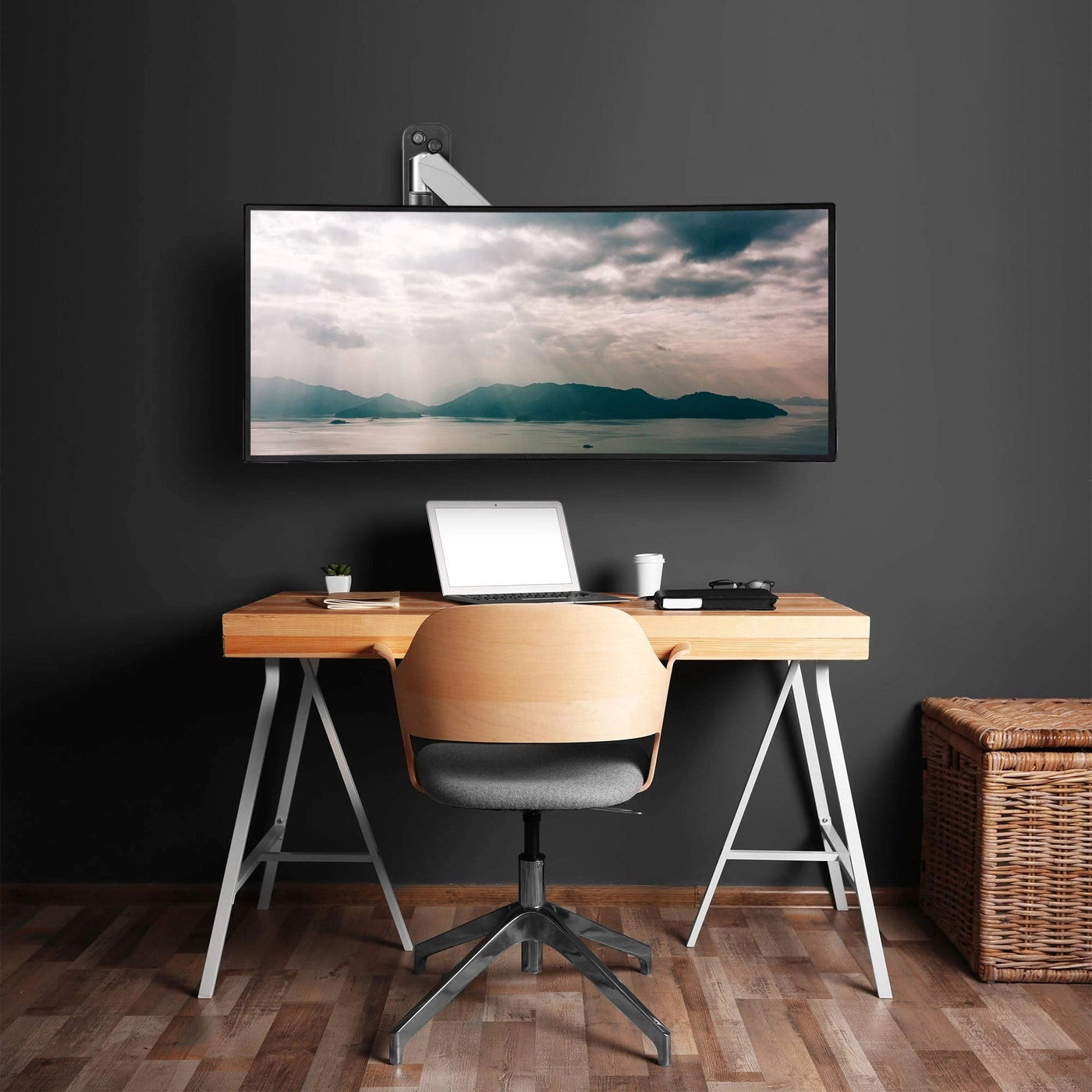 1332 Monitor Wall Mount - Single 32 inch 100x100mm