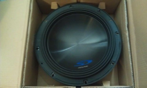 S-W12D4 - 600W 12"