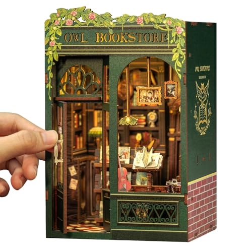Book Nook Kit - Owl Bookstore