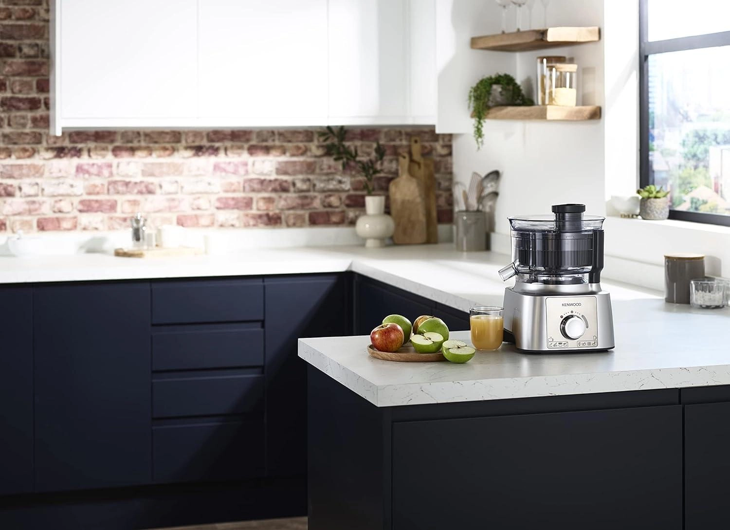 FDM71.690SS - 3 Liter(s) 1000 Watts