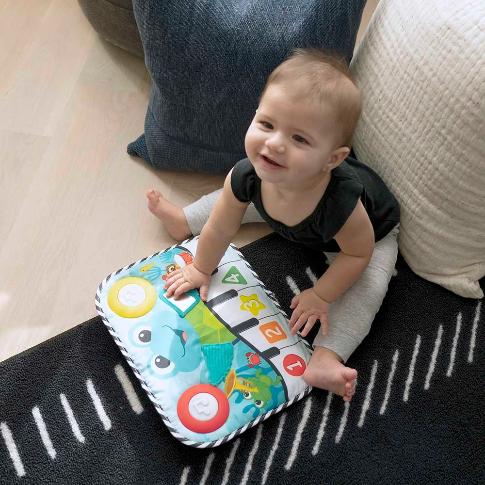 Neptunes Kick & Explore - 6 months