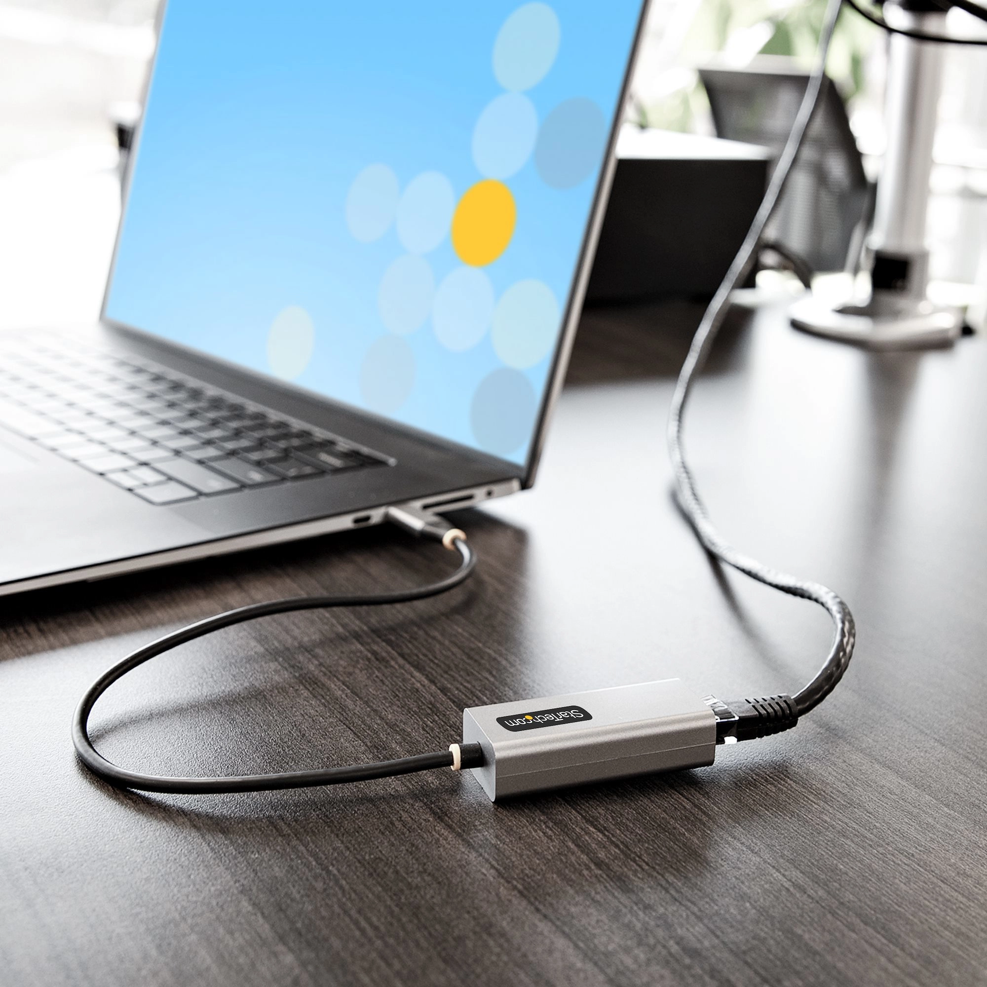 USB-C to Gigabit Ethernet Adapter - USB-C Ethernet