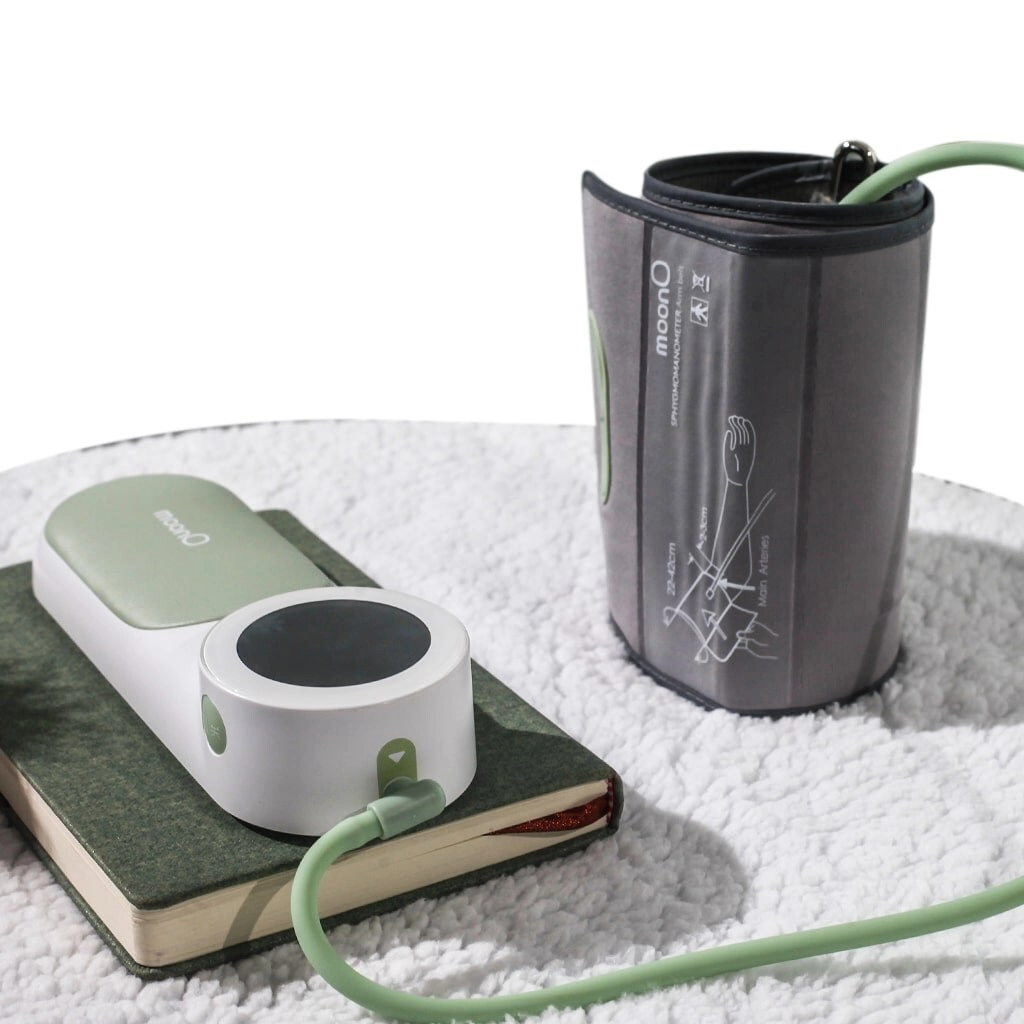 Smart Blood Pressure Monitor - App Control Type-C rechargeable