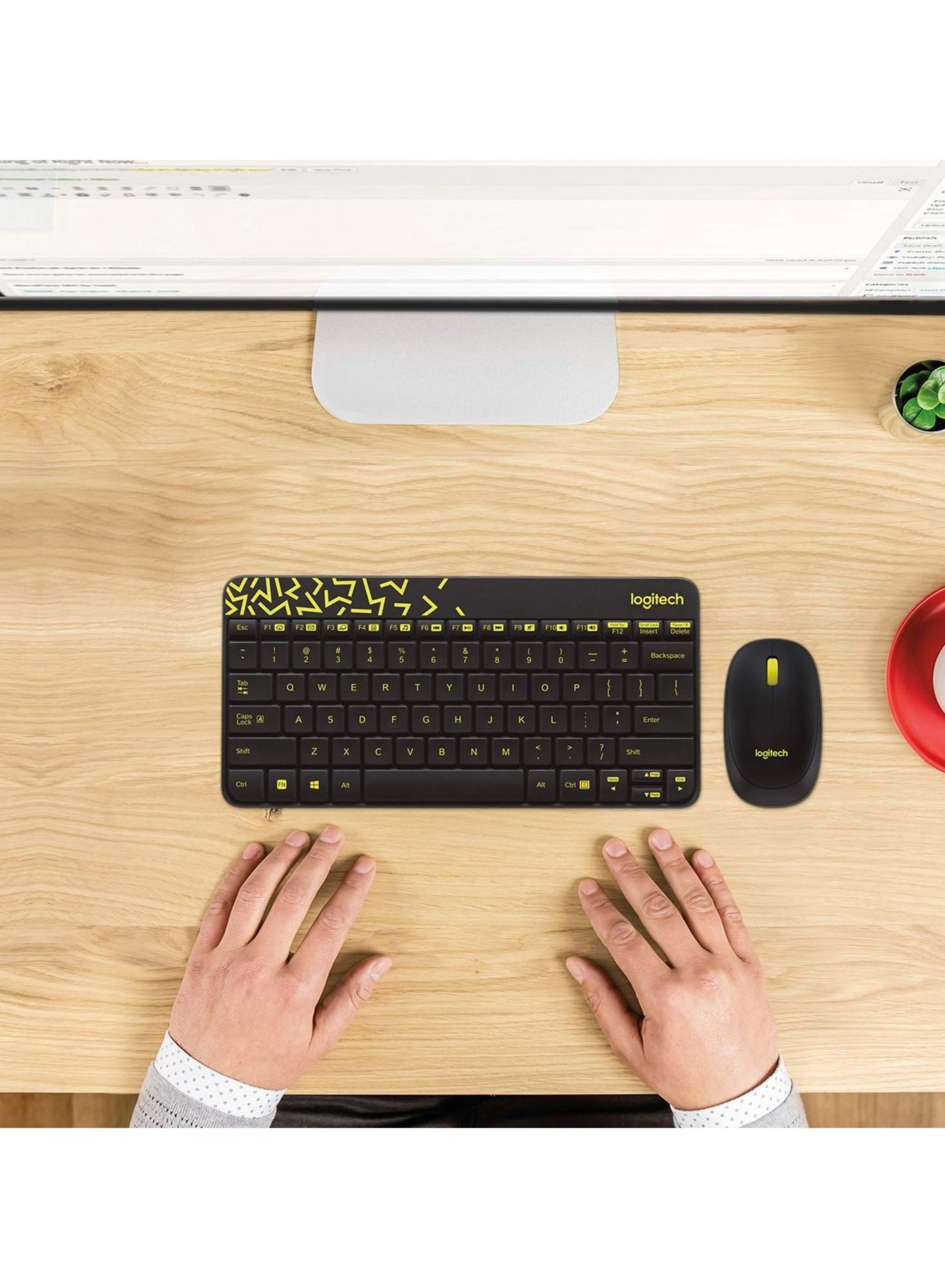 MK240 Nano - Keyboard and Mouse Set Wireless 1000DPI