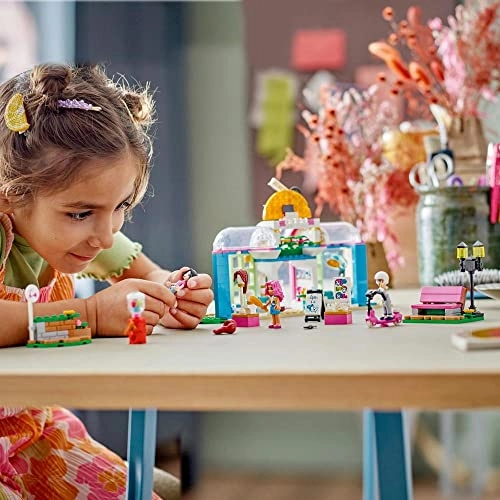 Friends Hair Salon (41743)