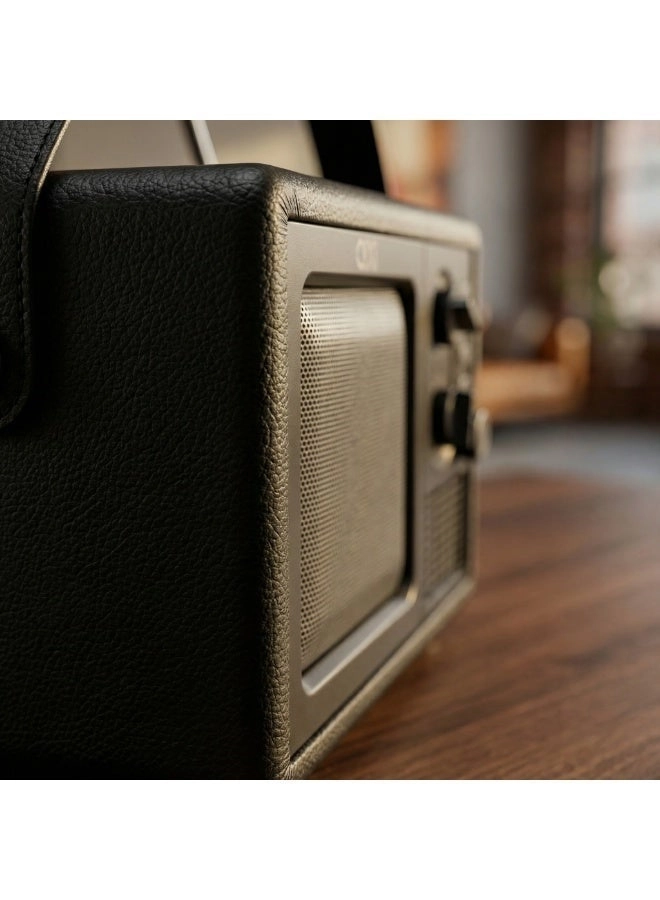 Portable Retro Radio