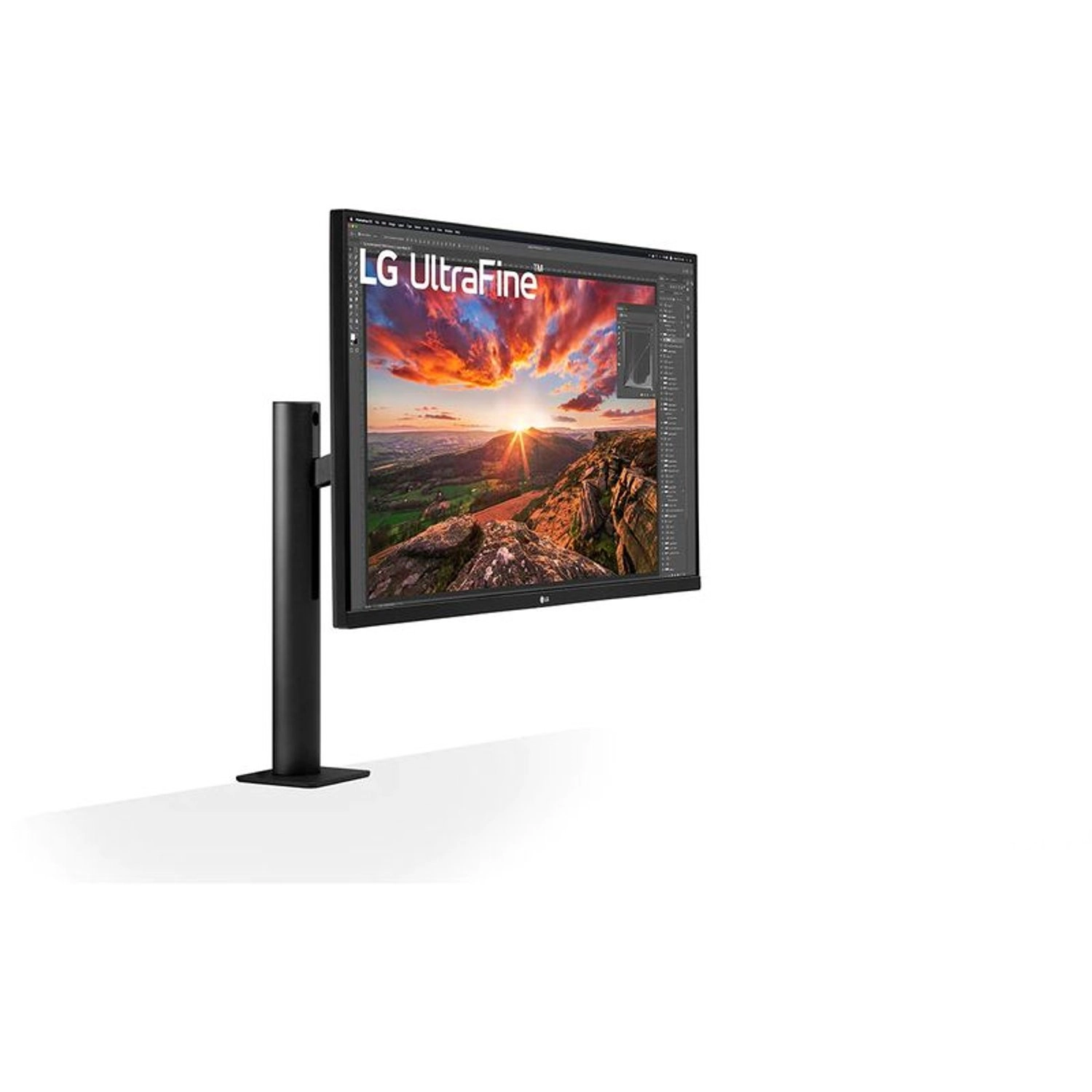 32UN880 - 31.5 inch 3840 X 2160