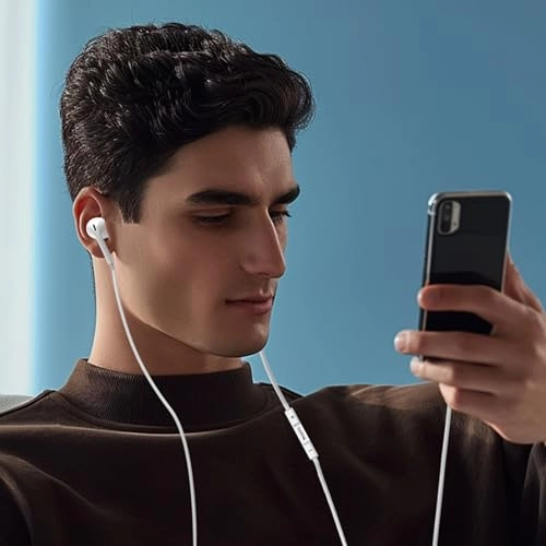 00240 Wired Headphone