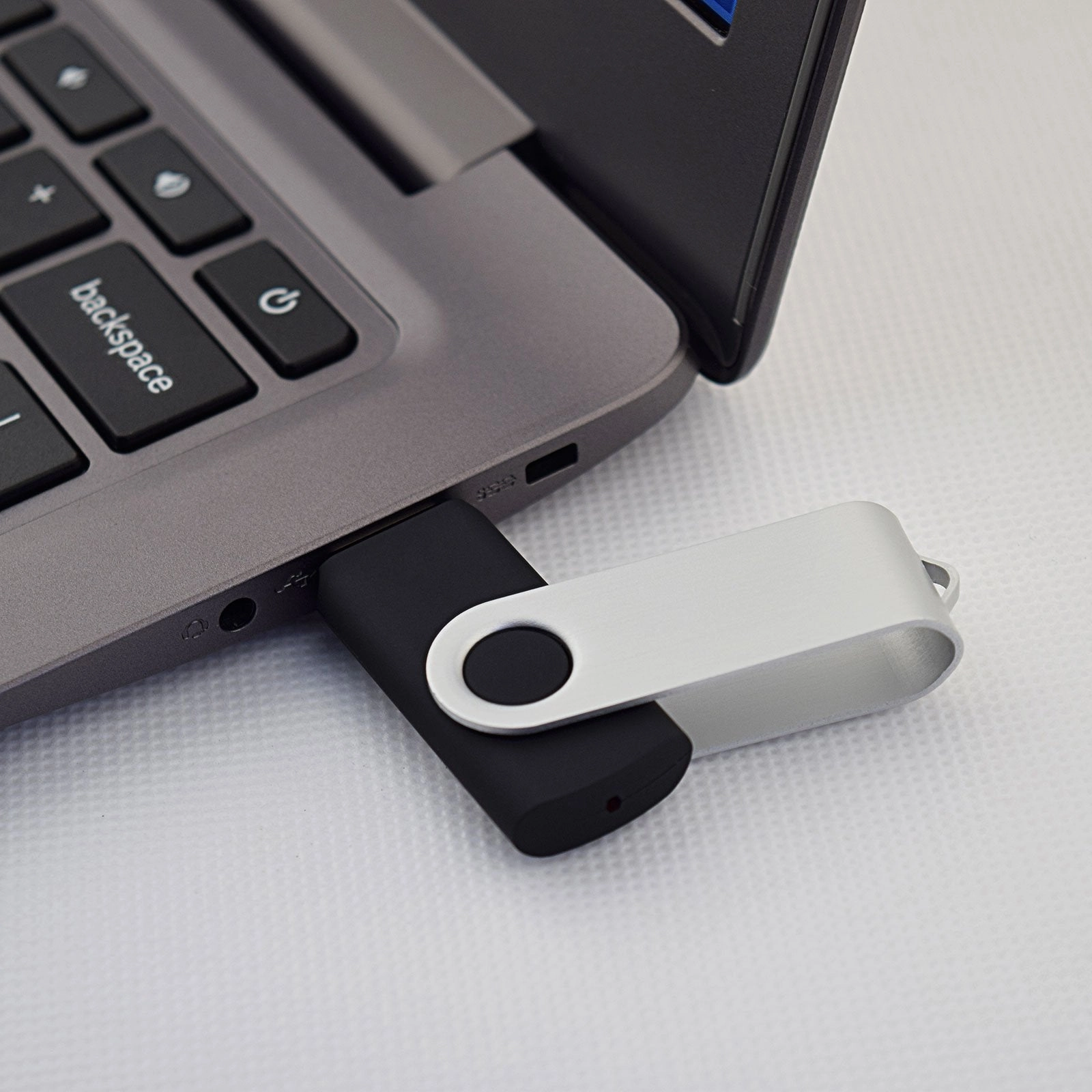 USB 3.0 Flash Drive - 16GB