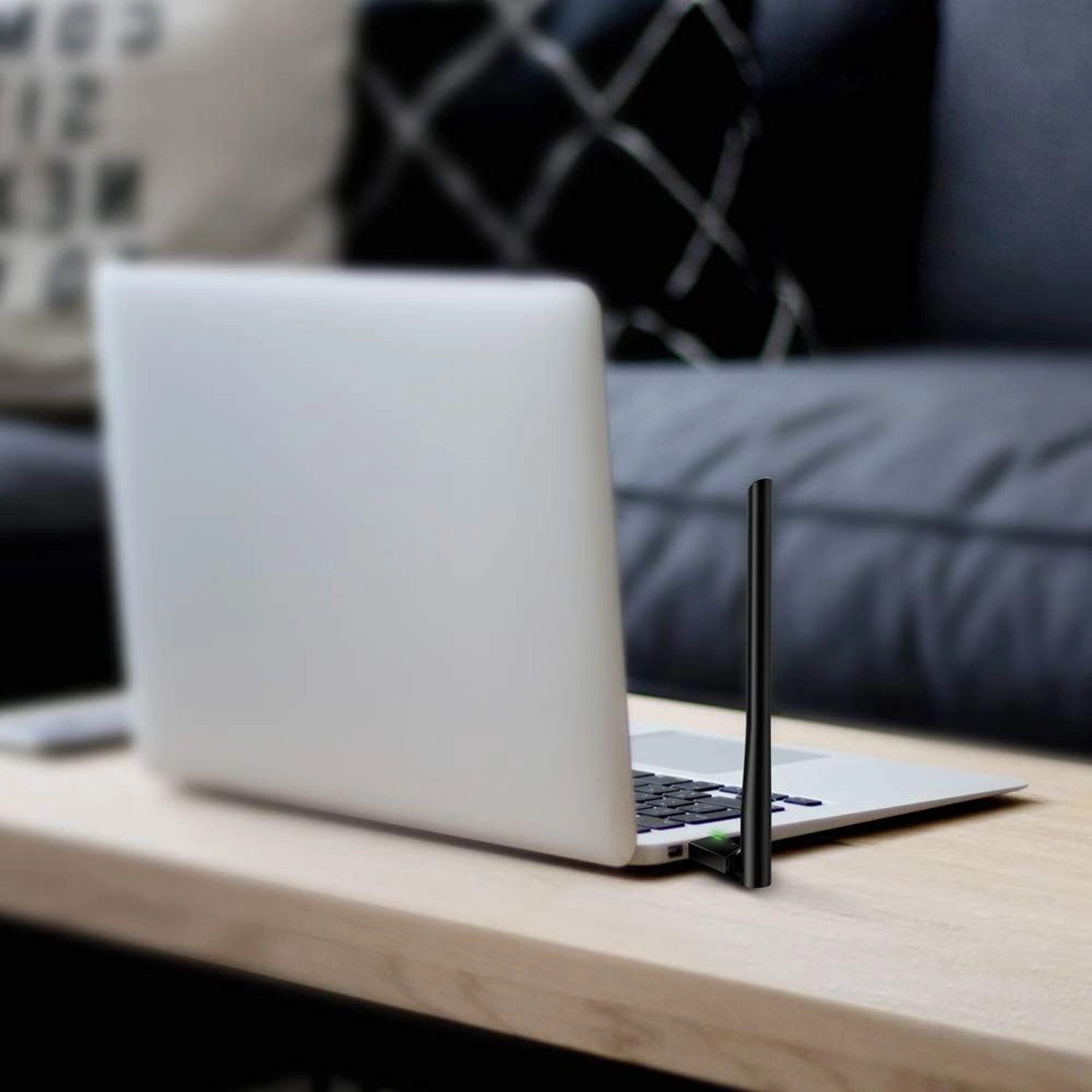 Archer T2U plus - Dual band 2.4 GHz and 5 GHz USB 2.0 Wi-Fi