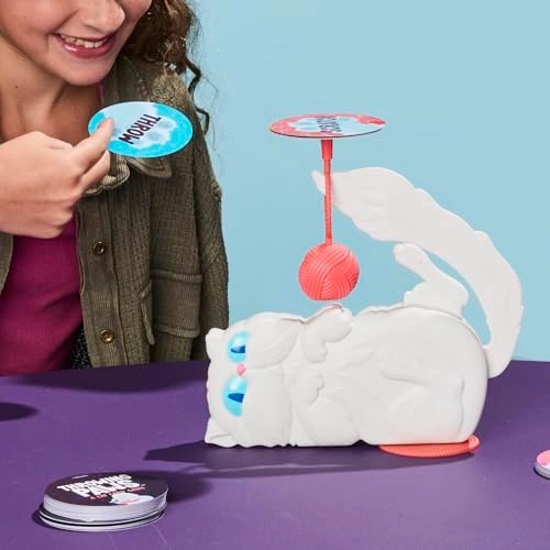 Matou Claw: Evil Cat - Card Game (French)