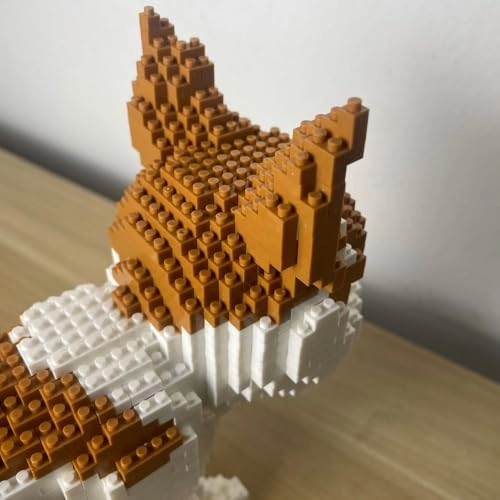 Little Yellow Cat Model - 1278 pcs