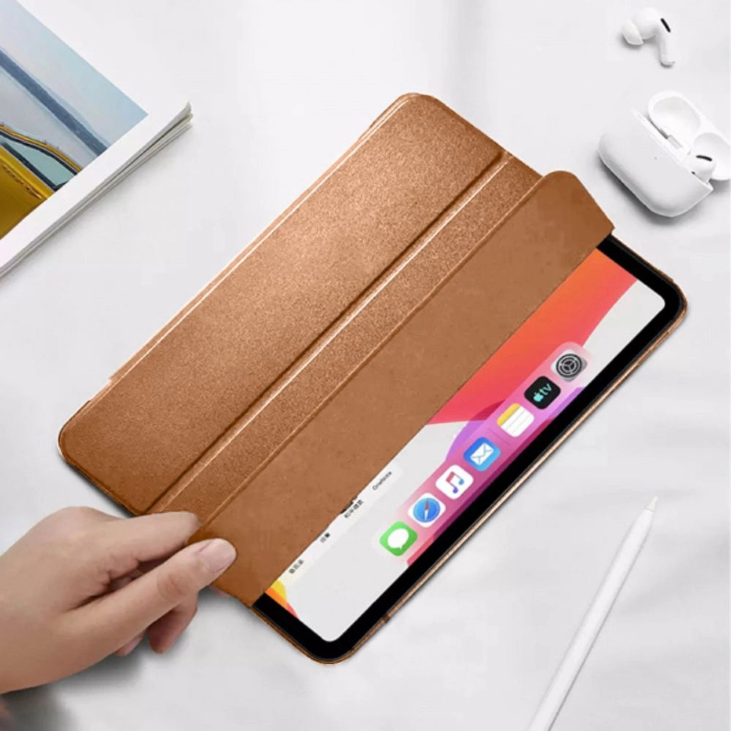 Detachable Magnetic Folio Case for iPad 11-inch