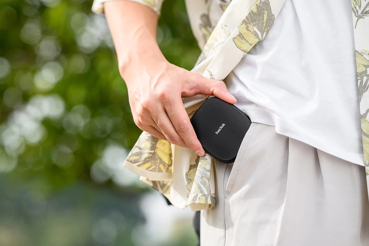 (Renewed) SDSSDE61-2T00-G25 - 2 TB