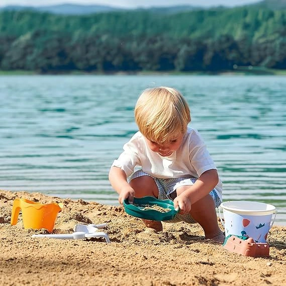 Garnished knights bucket - 18 Months