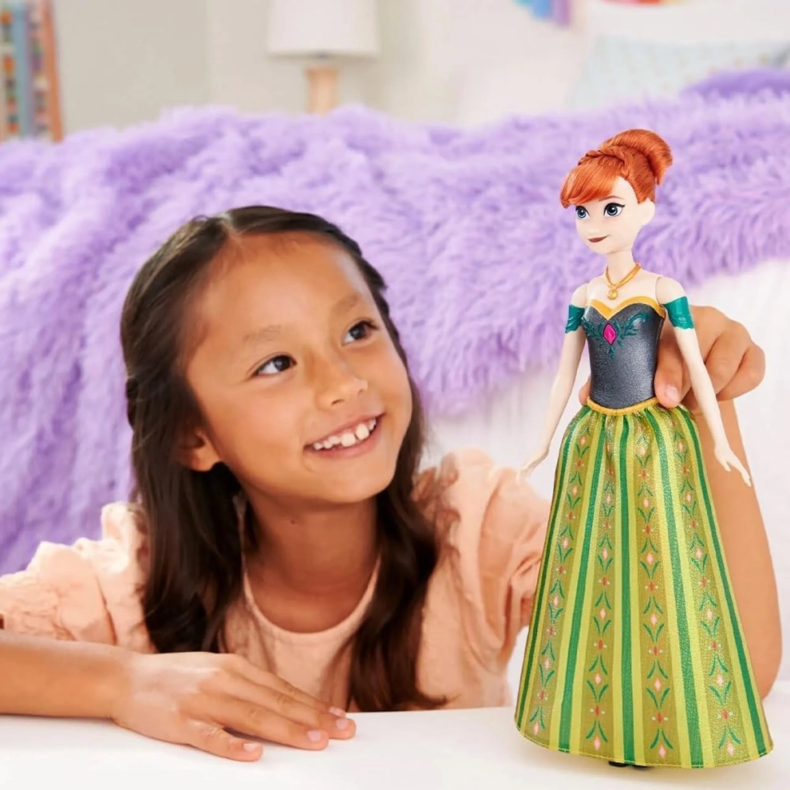 Anna Doll - 30 cm Ice Skating Ages 3+