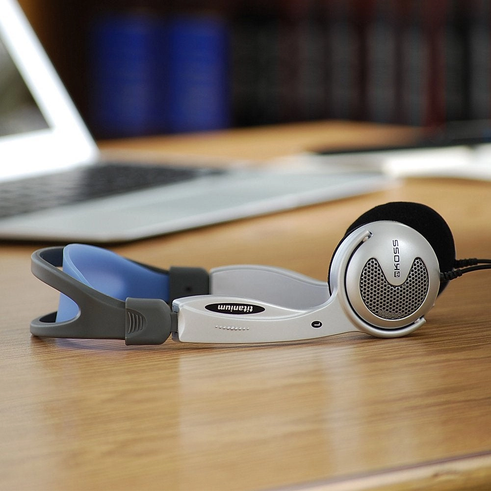 KTXPro1 Wired Headphone
