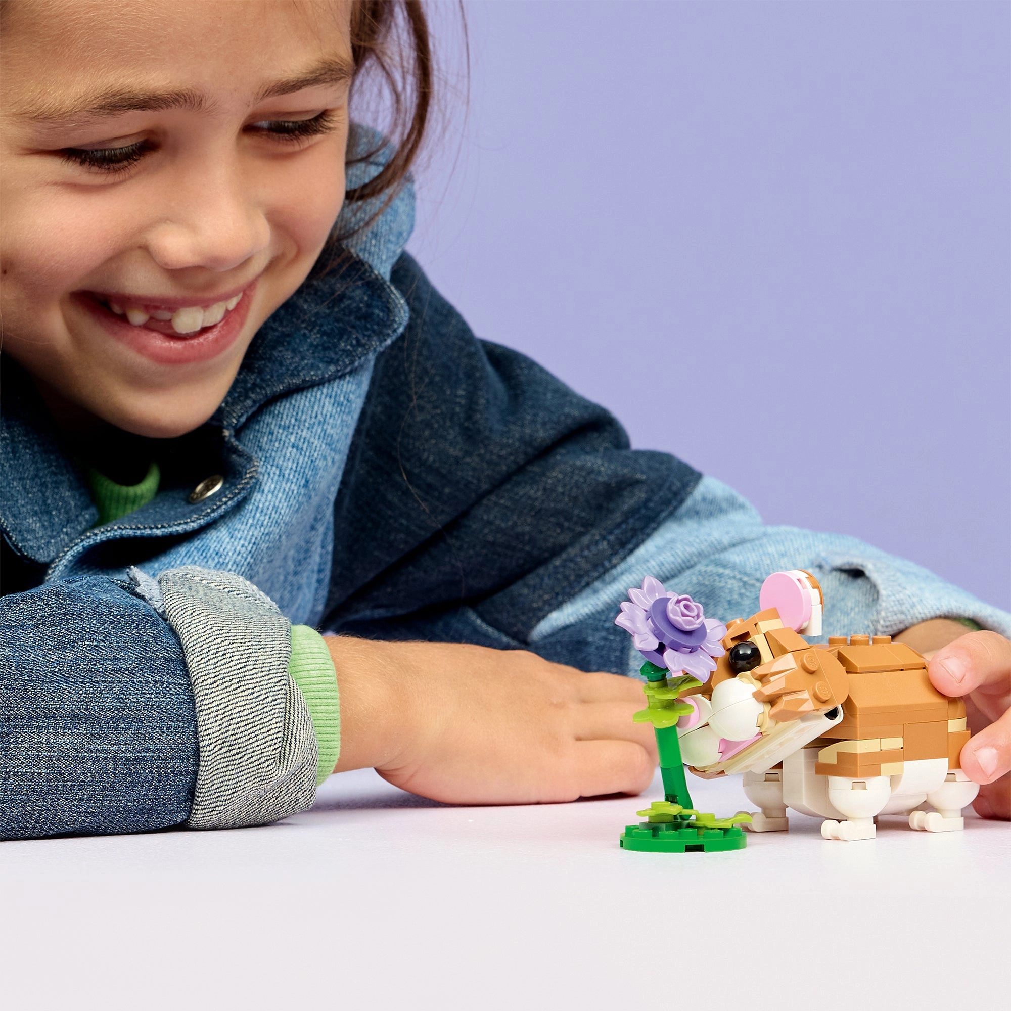 Creator Cute Hamster With A Flower - 7+ Animals 166pc