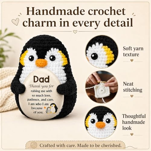 Emperor Penguin Holding Egg - 10 cm