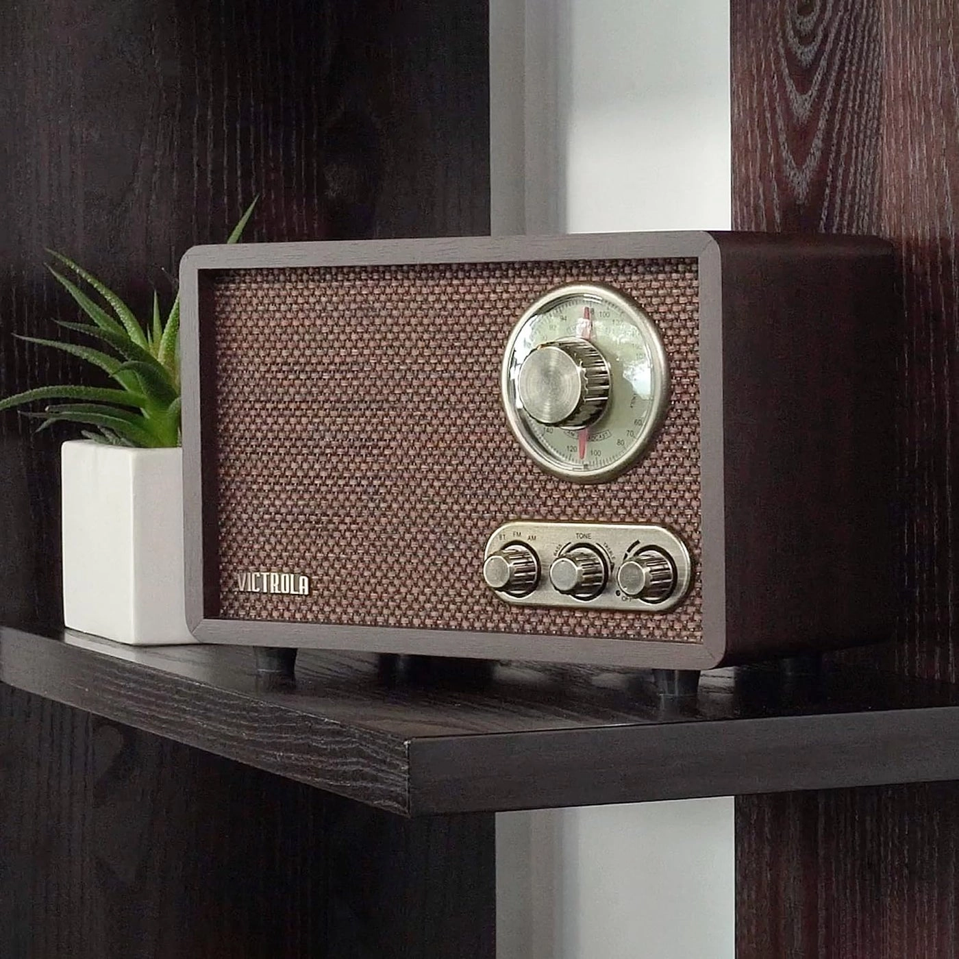 Retro Wood Bluetooth AM/FM Radio