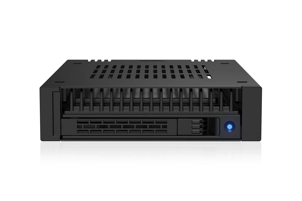 Icy Dock ExpressCage MB741V4P-B - U.2/U.3 PCIe 4.0 NVMe 3.5 inch bay