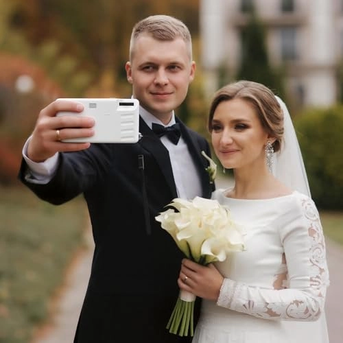 Disposable Camera - 12 Pack 35mm 17 Exposures 200 ISO