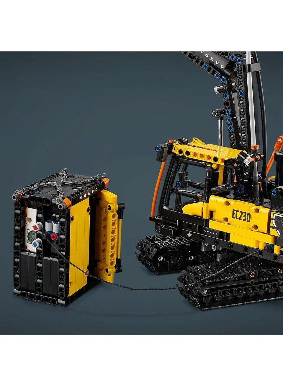 Technic Volvo FMX Truck + EC230 Electric Excavator (42175)