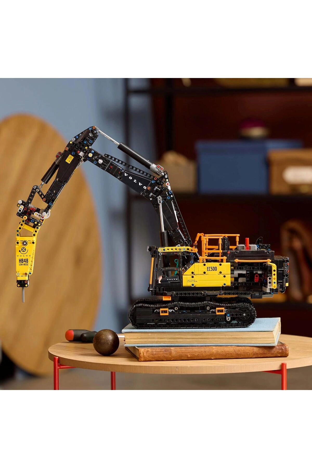 LEGO Technic V29 (42215)