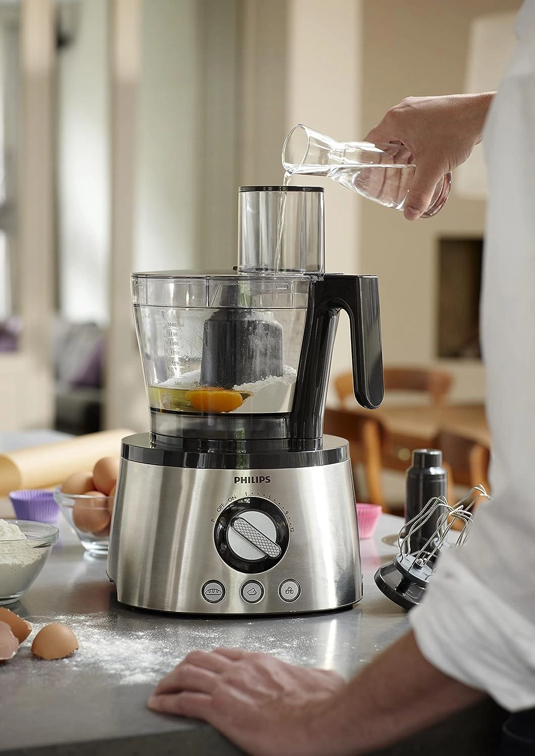 HR7778 - 3.4 Liter(s) 1300 Watts