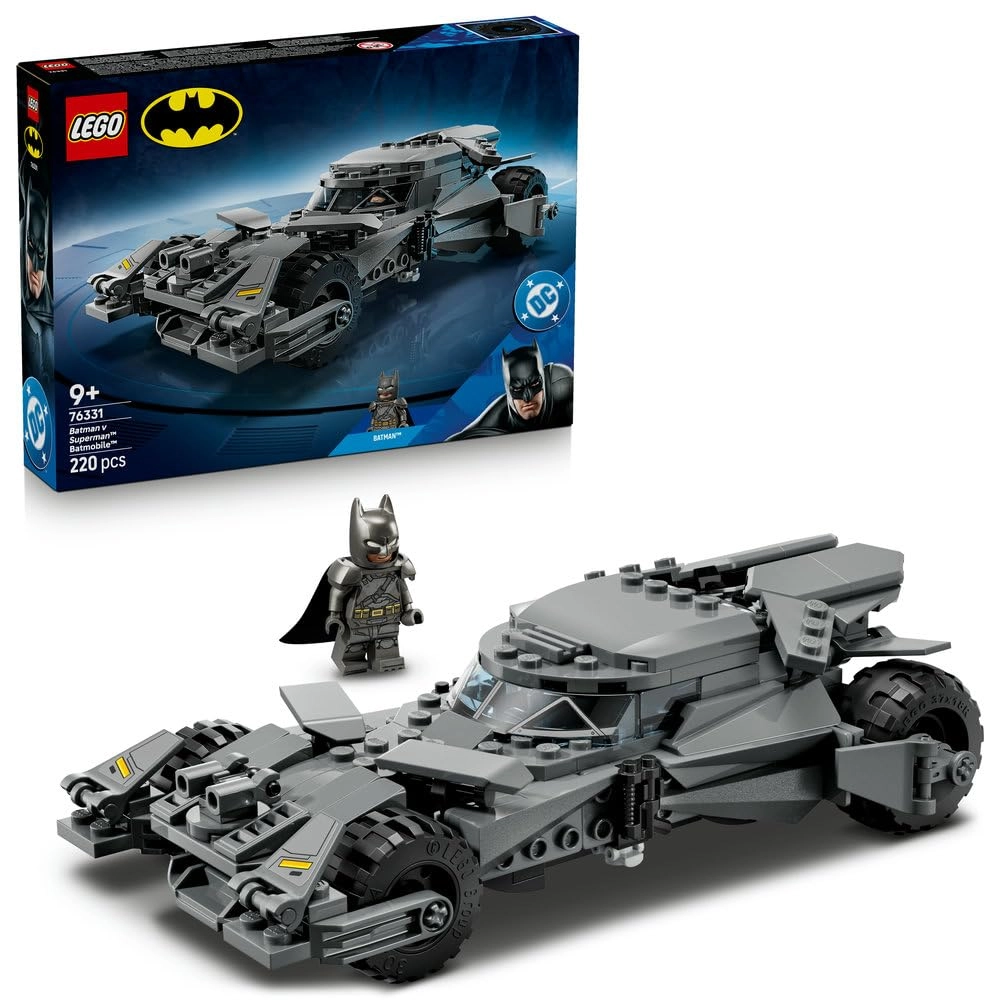 LEGO DC Batman v Superman Batmobile (76331) - Minifigure Golden Coin