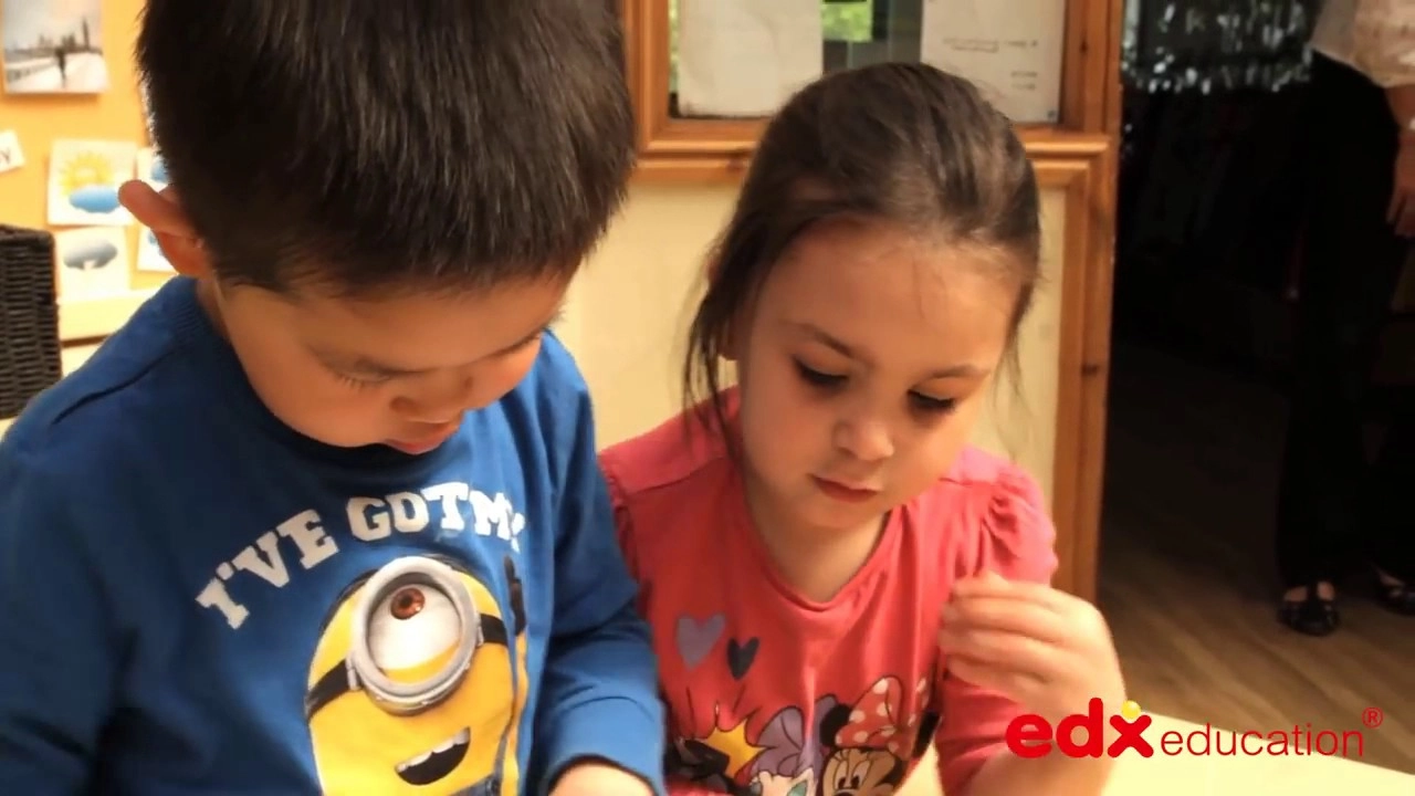 Rainbow Pebbles - Suitable for 3-99 years 36 piece(s)