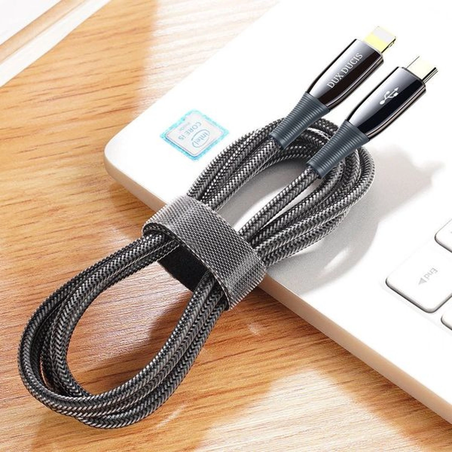57971 USB Type-C To Lightning Cable 18W USB-C to Lightning 2m
