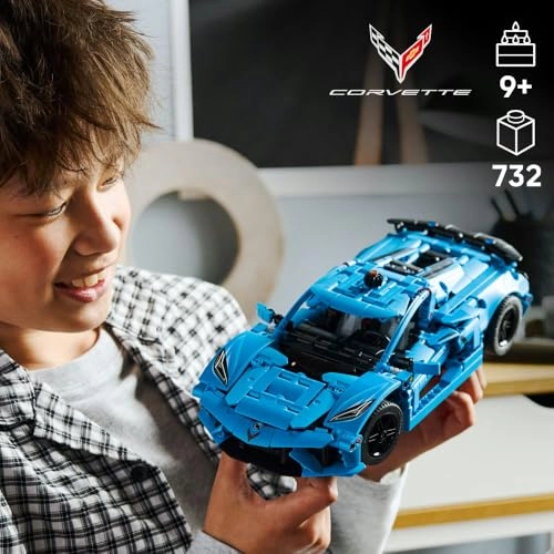 Technic Chevrolet Corvette Stingray (42217) - Blue Race Car Moving 8-Cylinder Engine