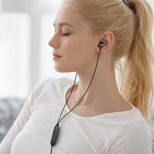 Active Noise Canceling Wired Earbud
