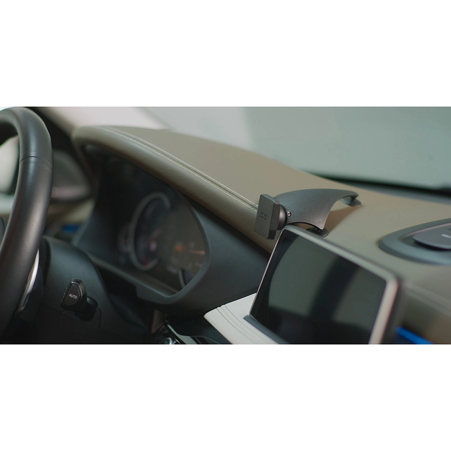 Magnetic Dashboard Mobile Holder