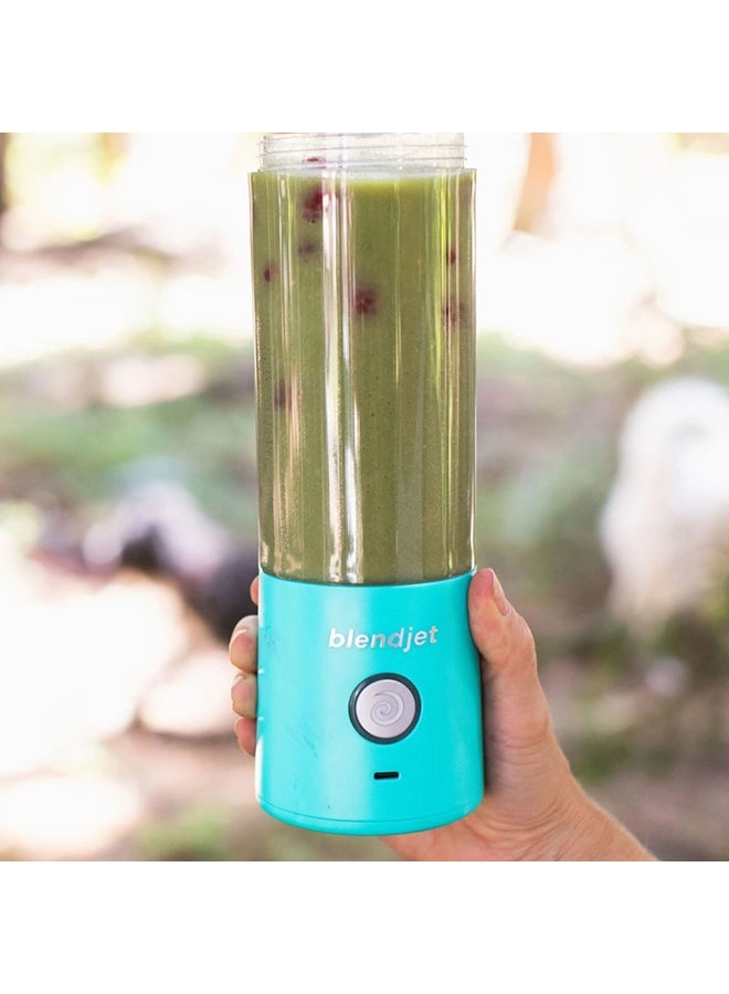 V2 Portable Blender - Compact portable design USB-C rechargeable BPA-free construction