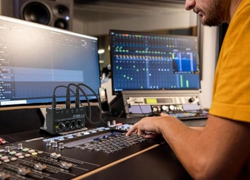 HA400 - 4-Channel Metal Stereo