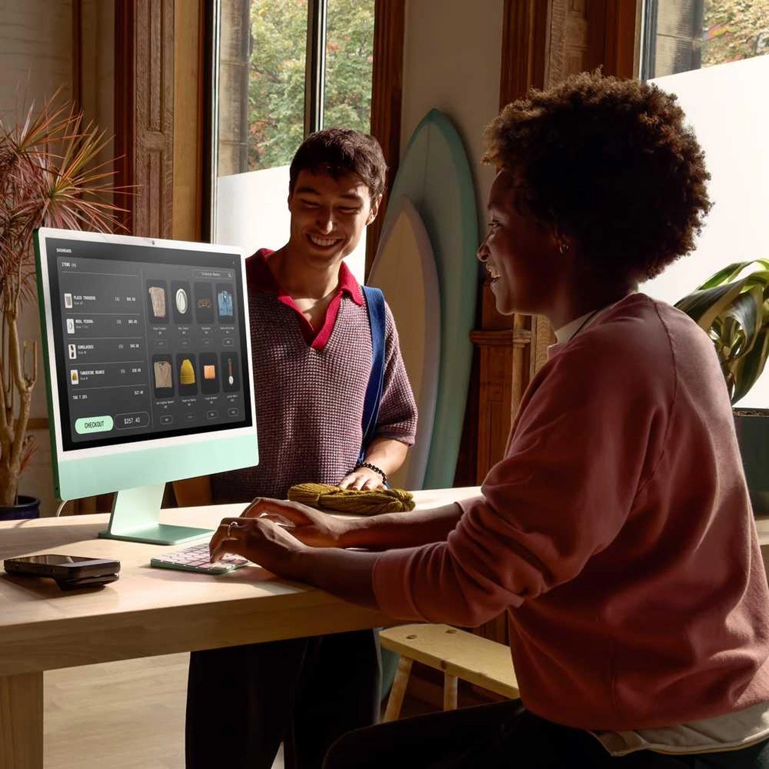 iMac 24-inch M4 10-core CPU and 10-core GPU, 24GB, 512GB SSD - Green