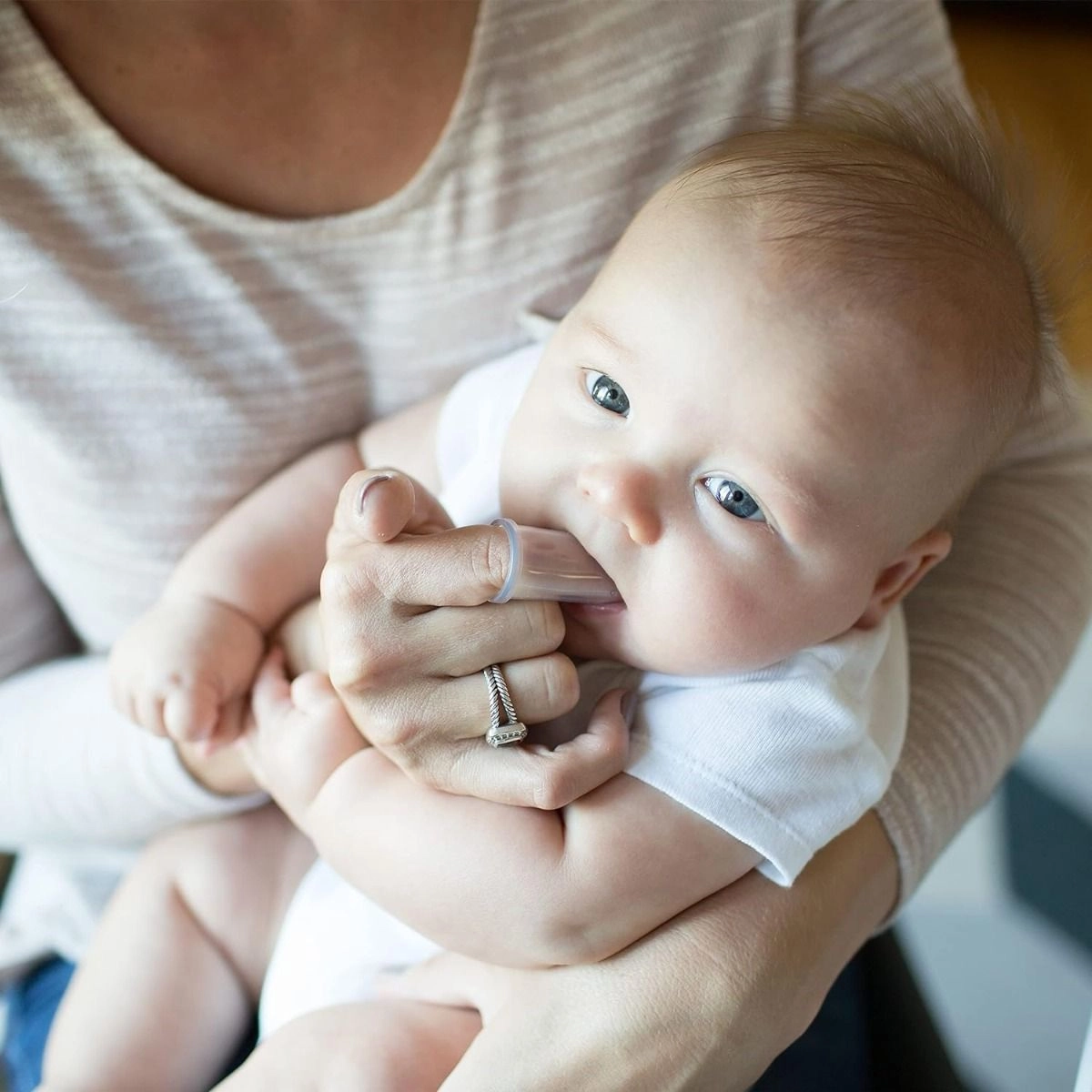 Silicone Finger Toothbrush - With Case White 0+