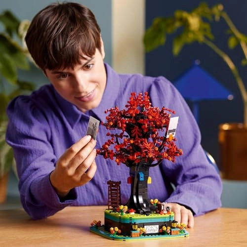LEGO Ideas Family Tree (21346)