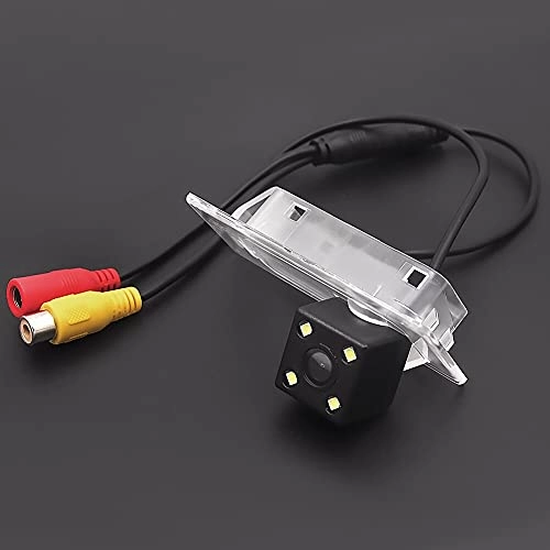 Rear View Reverse Backup Tracks Camera - 728 x 512