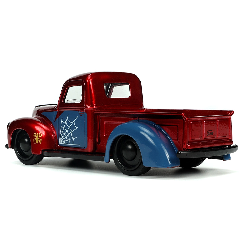 Marvel 1941 Ford Pick Up with Spider-Man Figure - 1:32